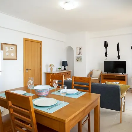 D Carlos - 6 Com Ac E Vista Fabulosa Sobre O Rio Arade * Portimão