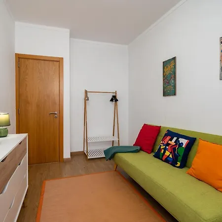 Apartamento D Carlos - 6 Com Ac E Vista Fabulosa Sobre O Rio Arade
